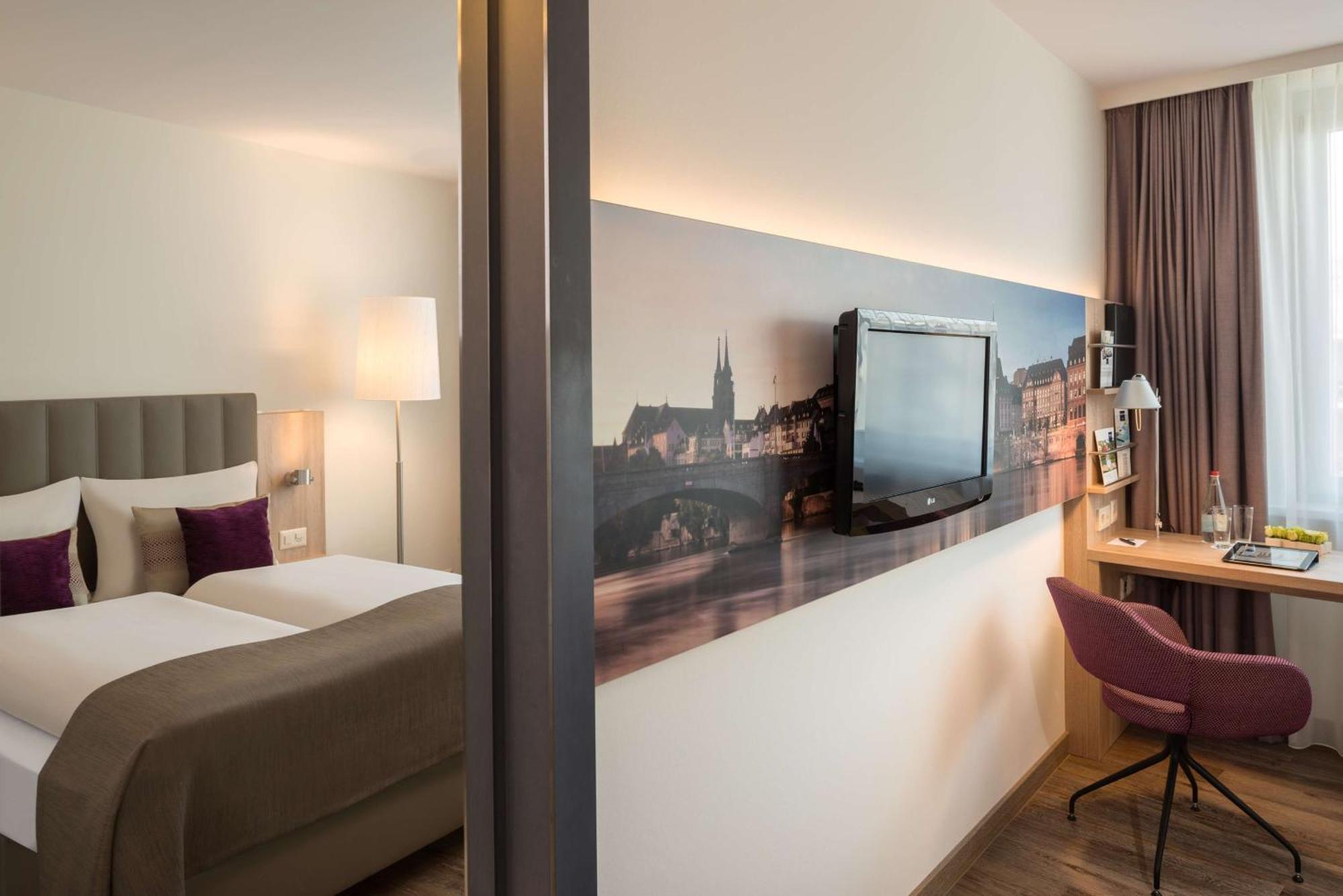 ดอรินท์โฮเต็ล อันแดร์แมสเซอ บาเซล Hotel บาเซิล ภายนอก รูปภาพ